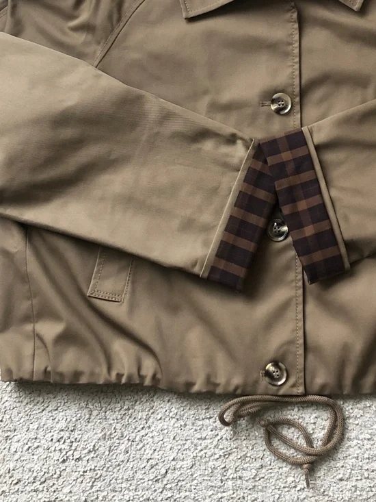 H&M- Cropped Jacket. NWOT. - Picture 2 of 3